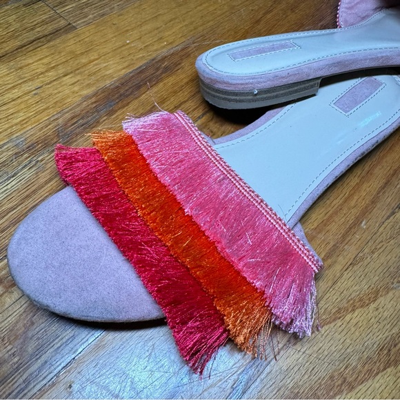 Forever21 Fringe Slip On Sandals - Size 6.5 - Picture 2 of 5
